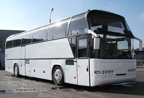 Autobusu īre Ludzā Neoplan 50 vietas sēdvietas