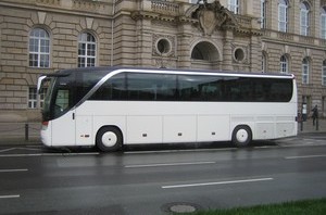 Autobusu noma Ludzā 44 49 50 55 sēdvietas Biznesa klase Lux klase top klase